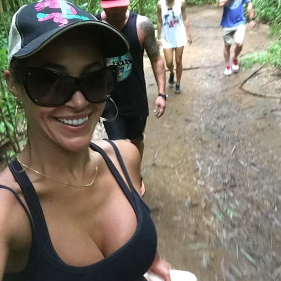 Tom Ford Ekaterina Sunglasses - Picture 7 of 8